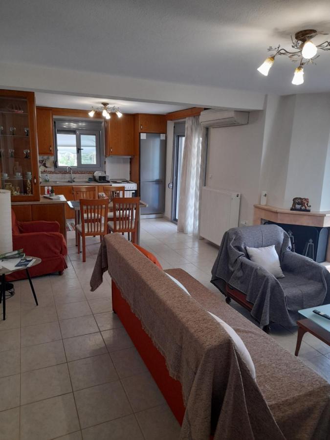 Dominikis Appartment Néa Péramos Exteriör bild