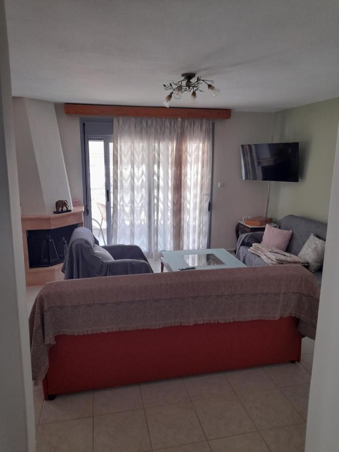 Dominikis Appartment Néa Péramos Exteriör bild