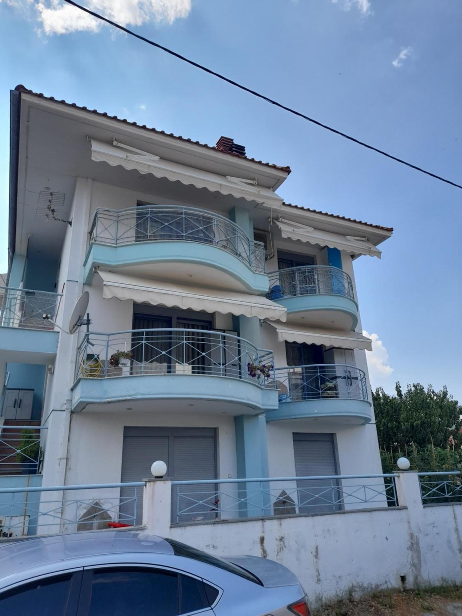 Dominikis Appartment Néa Péramos Exteriör bild